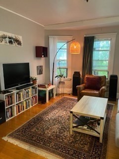 3 bed, 1 bath apartment for rent at 416 South Huntington Unit 2, Jamaica Plain — photo 1 of 14