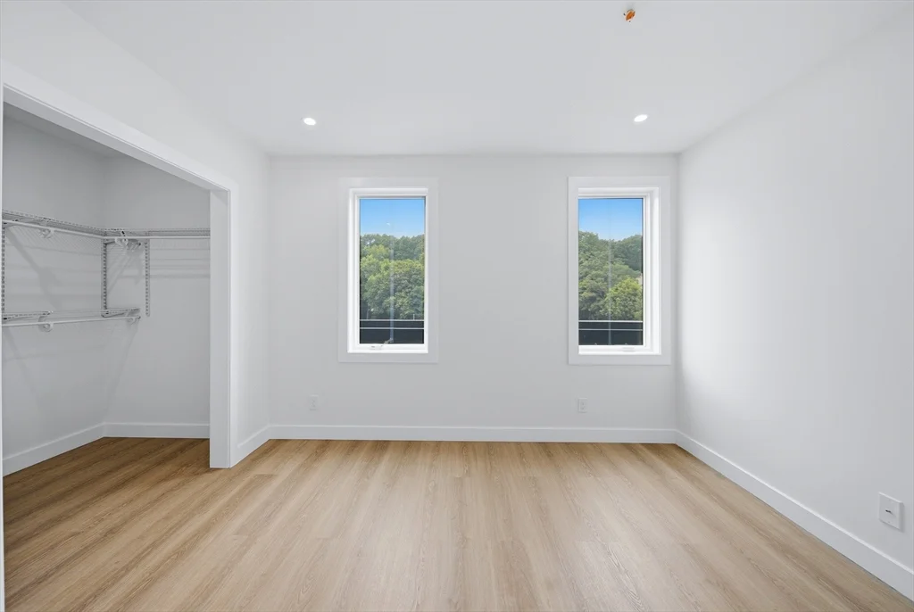 3 bed, 2 bath apartment for rent at 4164 Washington St Unit 2, Roslindale — photo 27 of 36