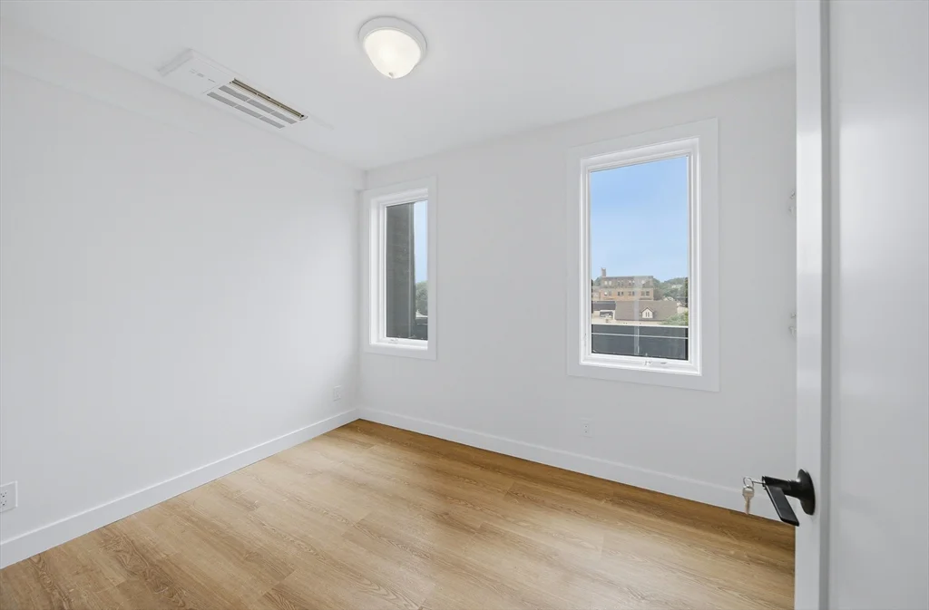2 bed, 1 bath apartment for rent at 4164 Washington St Unit 9, Roslindale — photo 29 of 36