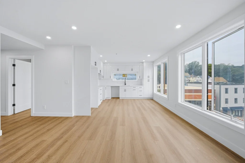 2 bed, 1 bath apartment for rent at 4164 Washington St Unit 9, Roslindale — photo 19 of 36