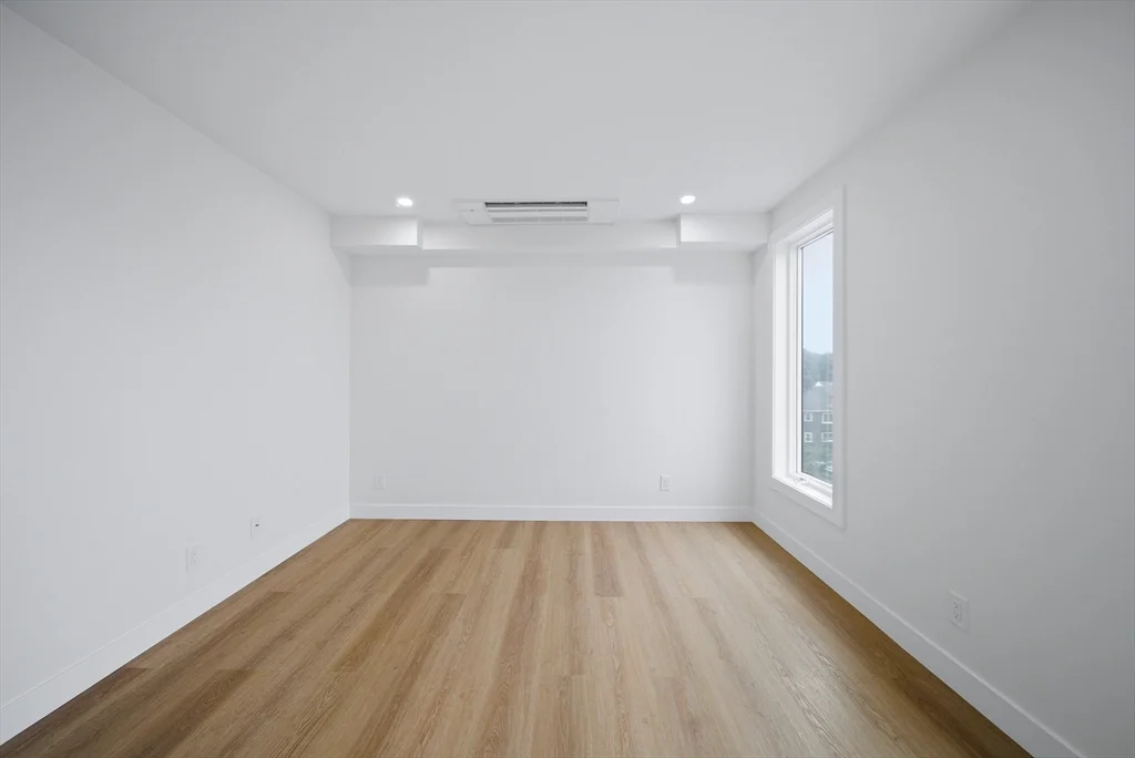 2 bed, 1 bath apartment for rent at 4164 Washington St Unit 9, Roslindale — photo 31 of 36