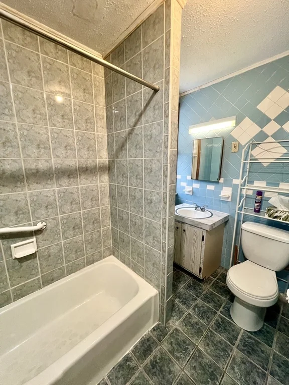1 bed, 1 bath apartment for rent at 417-419 Ferry St Unit 1, Everett — photo 8 of 8