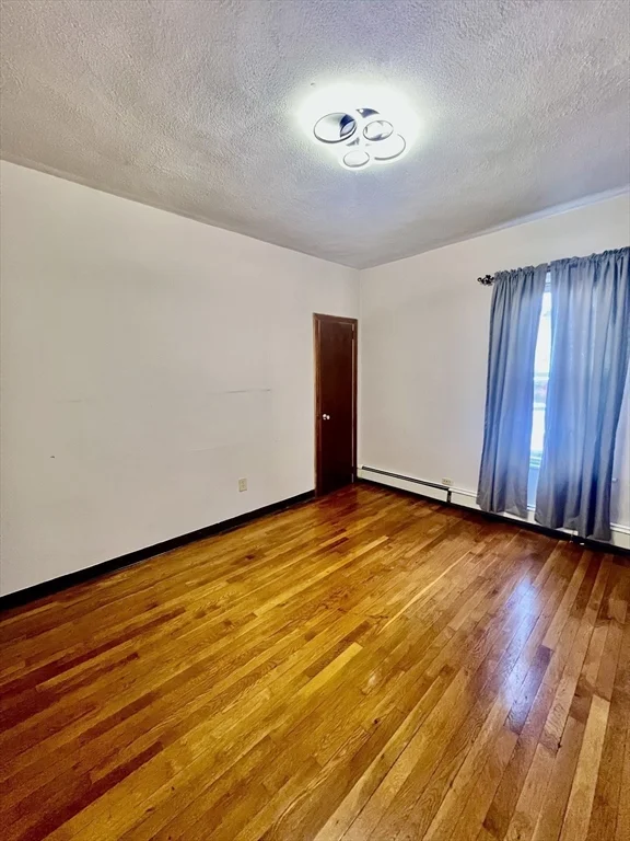4 bed, 1 bath apartment for rent at 417-419 Ferry St Unit 2, Everett — photo 12 of 23