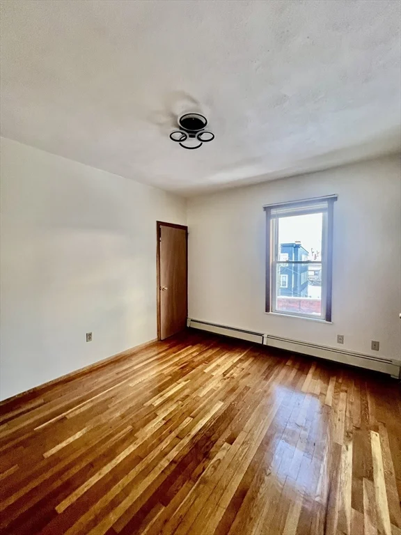 4 bed, 1 bath apartment for rent at 417-419 Ferry St Unit 2, Everett — photo 8 of 23