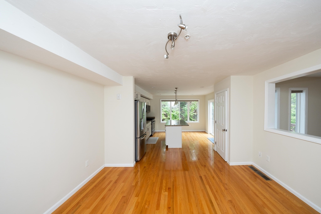 2 bed, 2 bath apartment for rent at 417 America Blvd Unit 417, Ashland — photo 14 of 42