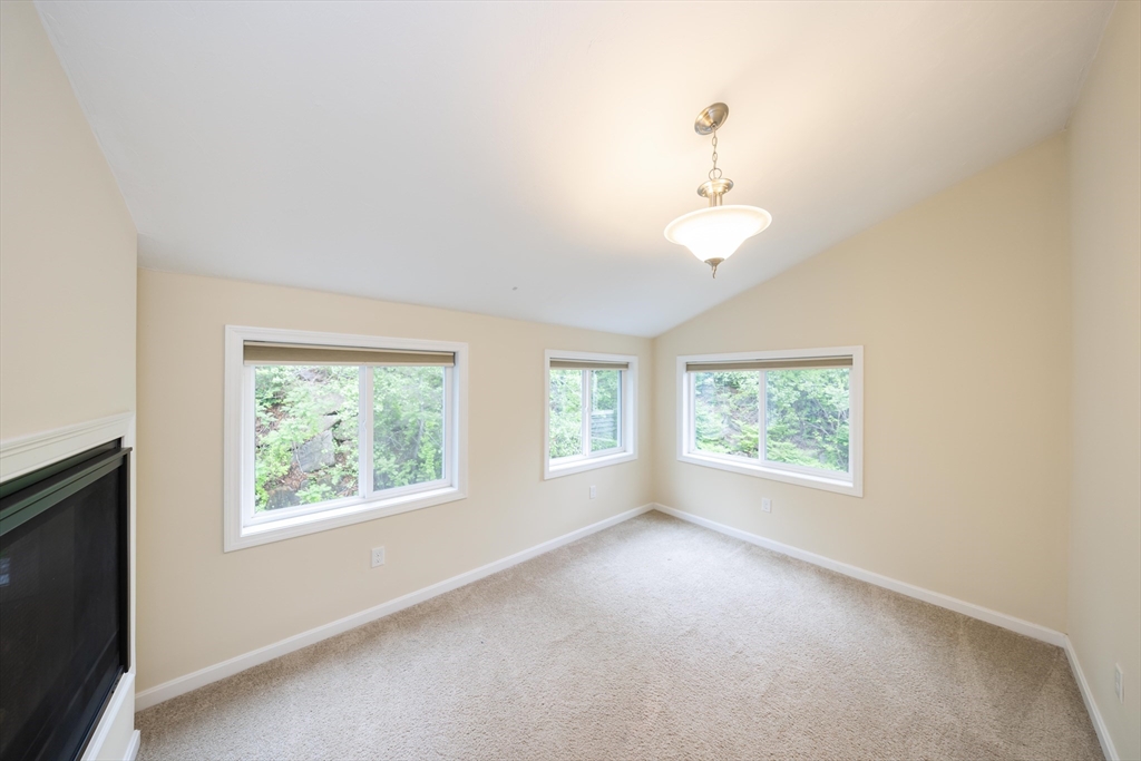 2 bed, 2 bath apartment for rent at 417 America Blvd Unit 417, Ashland — photo 27 of 42