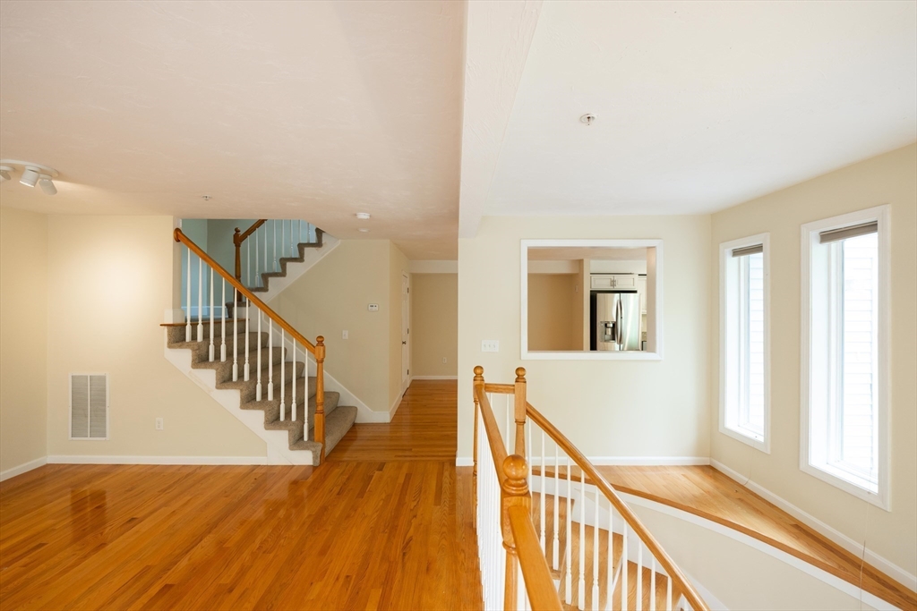 2 bed, 2 bath apartment for rent at 417 America Blvd Unit 417, Ashland — photo 3 of 42