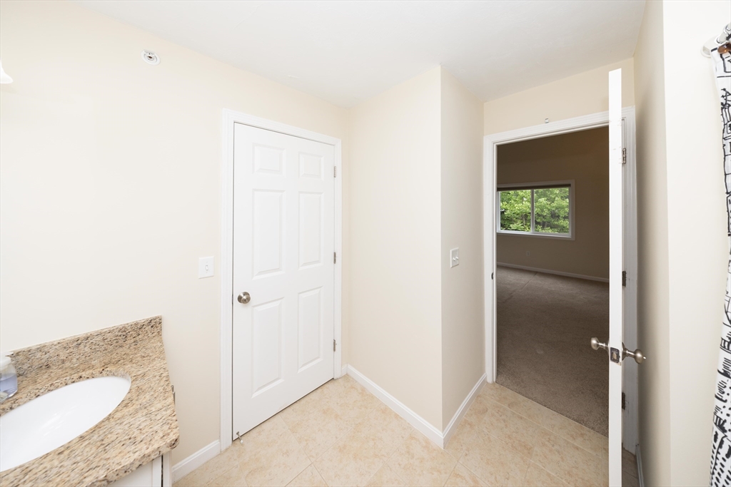 2 bed, 2 bath apartment for rent at 417 America Blvd Unit 417, Ashland — photo 21 of 42