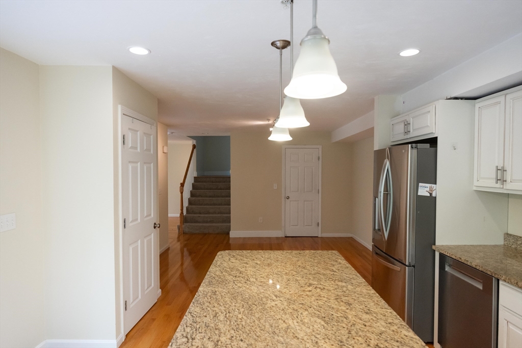 2 bed, 2 bath apartment for rent at 417 America Blvd Unit 417, Ashland — photo 6 of 42