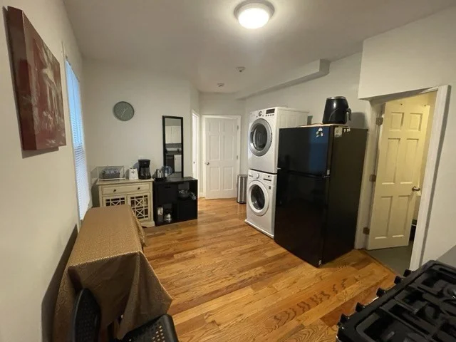 3 bed, 1 bath apartment for rent at 417 Cardinal Medeiros Ave Unit 2, Kendall Square — photo 23 of 31