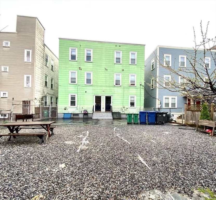 3 bed, 1 bath apartment for rent at 417 Cardinal Medeiros Ave Unit 5, Wellington-Harrington — photo 13 of 13