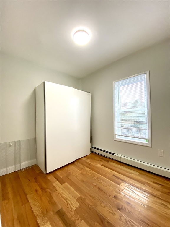 3 bed, 1 bath apartment for rent at 417 Cardinal Medeiros Ave Unit 5, Wellington-Harrington — photo 7 of 13