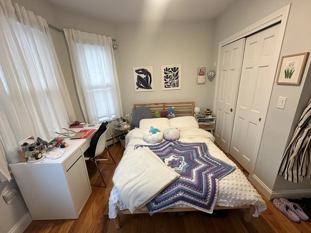 3 bed, 1 bath apartment for rent at 417 Cardinal Medeiros Unit 3, Kendall Square — photo 9 of 16