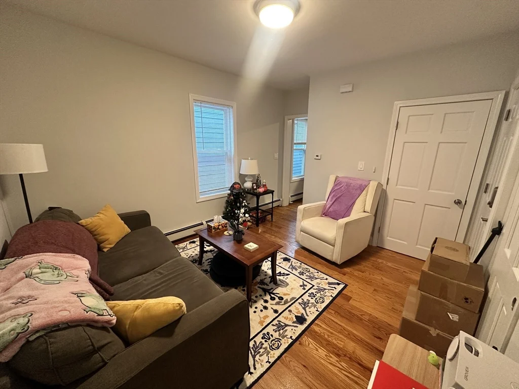 3 bed, 1 bath apartment for rent at 417 Cardinal Medeiros Unit 3, Kendall Square — photo 7 of 16