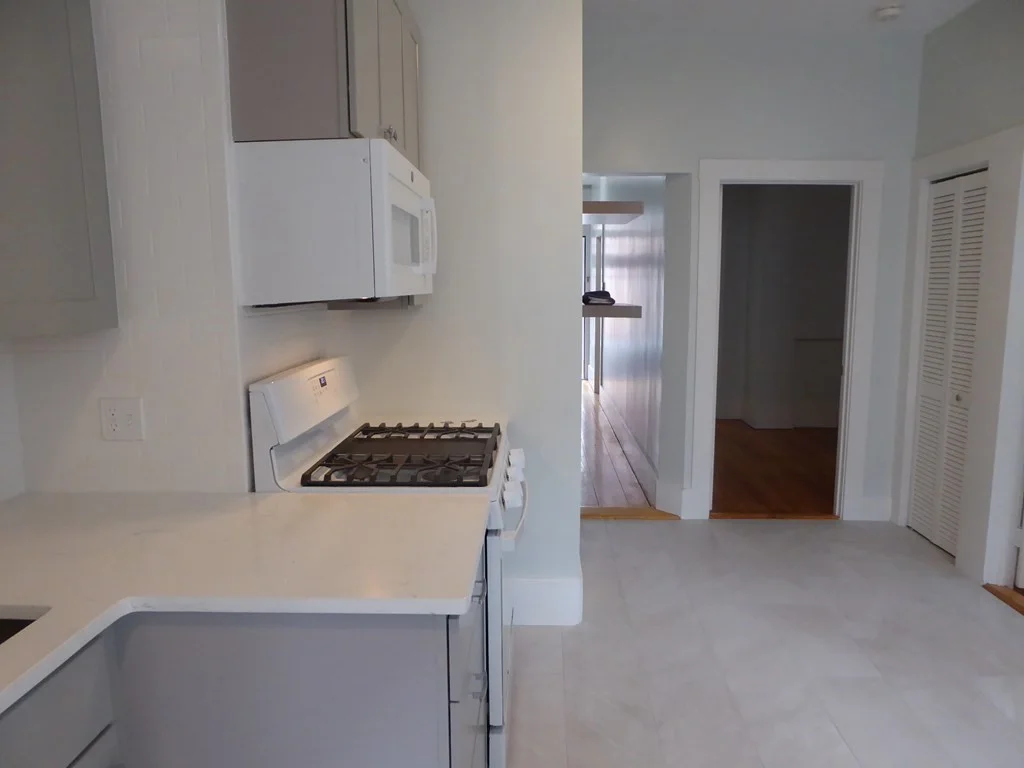 2 bed, 1 bath apartment for rent at 417 E 5th St Unit 1, South Boston — photo 21 of 22