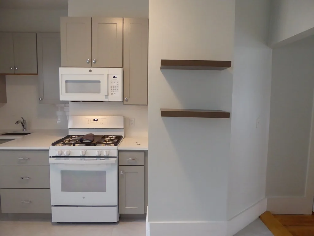 2 bed, 1 bath apartment for rent at 417 E 5th St Unit 1, South Boston — photo 18 of 22