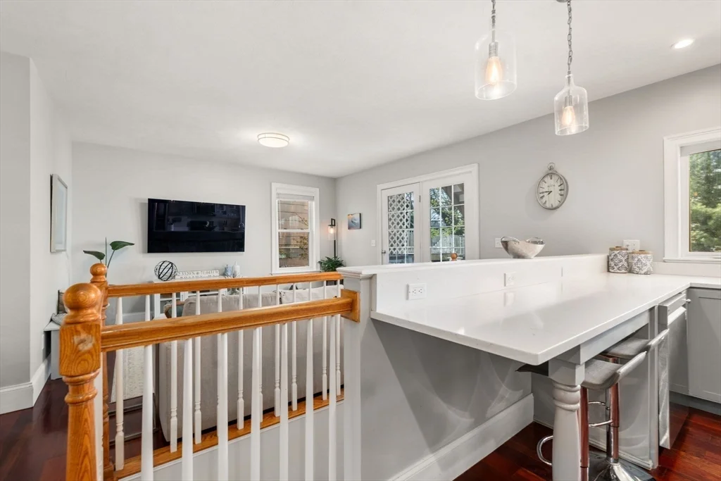 3 bed, 2 bath apartment for rent at 417 E 7th St Unit 1, South Boston — photo 6 of 25
