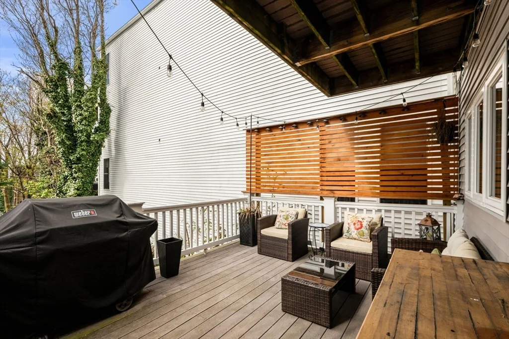 3 bed, 2 bath apartment for rent at 417 E 7th St Unit 1, South Boston — photo 8 of 25