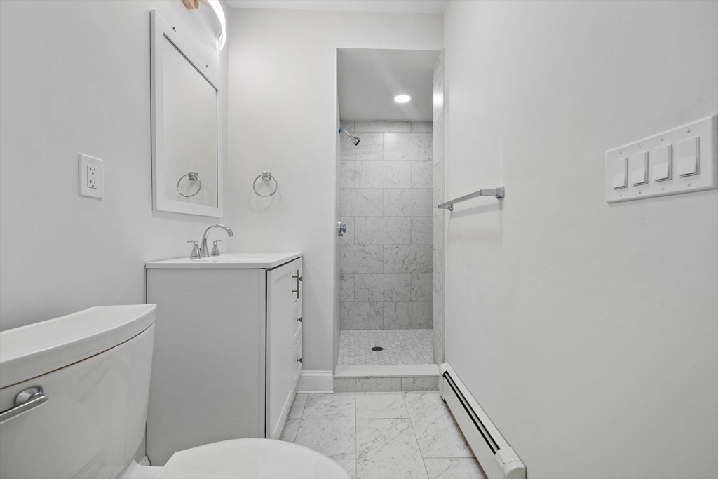 3 bed, 2 bath apartment for rent at 417 Salem St Unit 3, Medford — photo 10 of 24