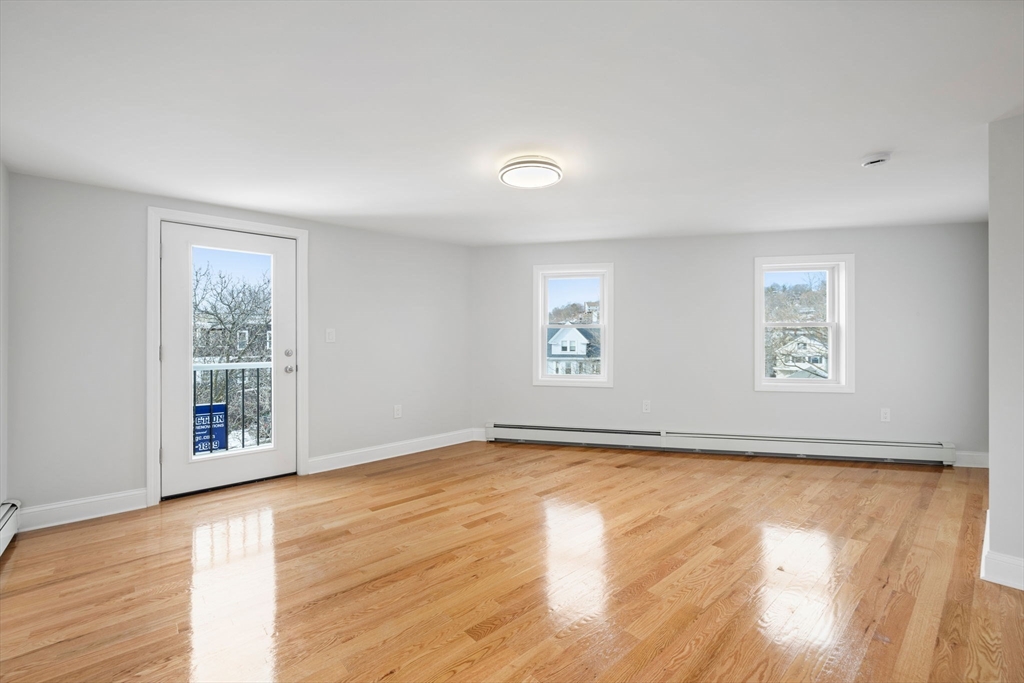 3 bed, 2 bath apartment for rent at 417 Salem St Unit 3, Medford — photo 1 of 24