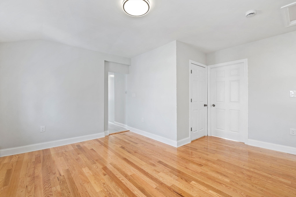 3 bed, 2 bath apartment for rent at 417 Salem St Unit 3, Medford — photo 17 of 24