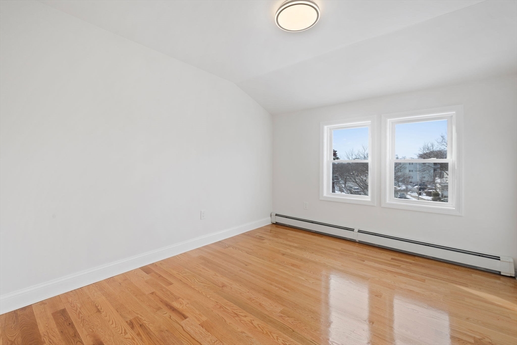 3 bed, 2 bath apartment for rent at 417 Salem St Unit 3, Medford — photo 18 of 24