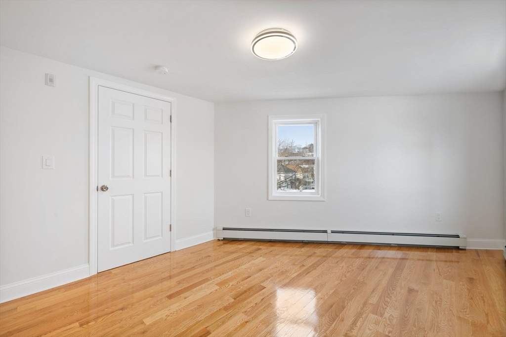 3 bed, 2 bath apartment for rent at 417 Salem St Unit 3, Medford — photo 12 of 24