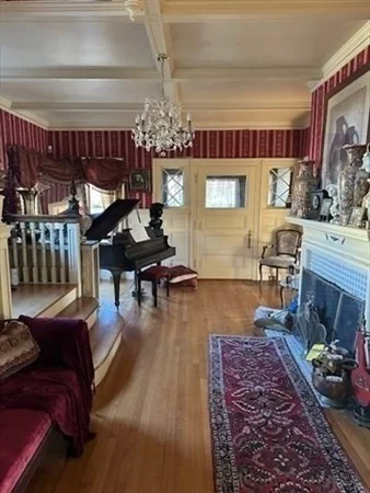1 bed, 2 bath apartment for rent at 417 W Elm St Unit 2r, Brockton — photo 3 of 13