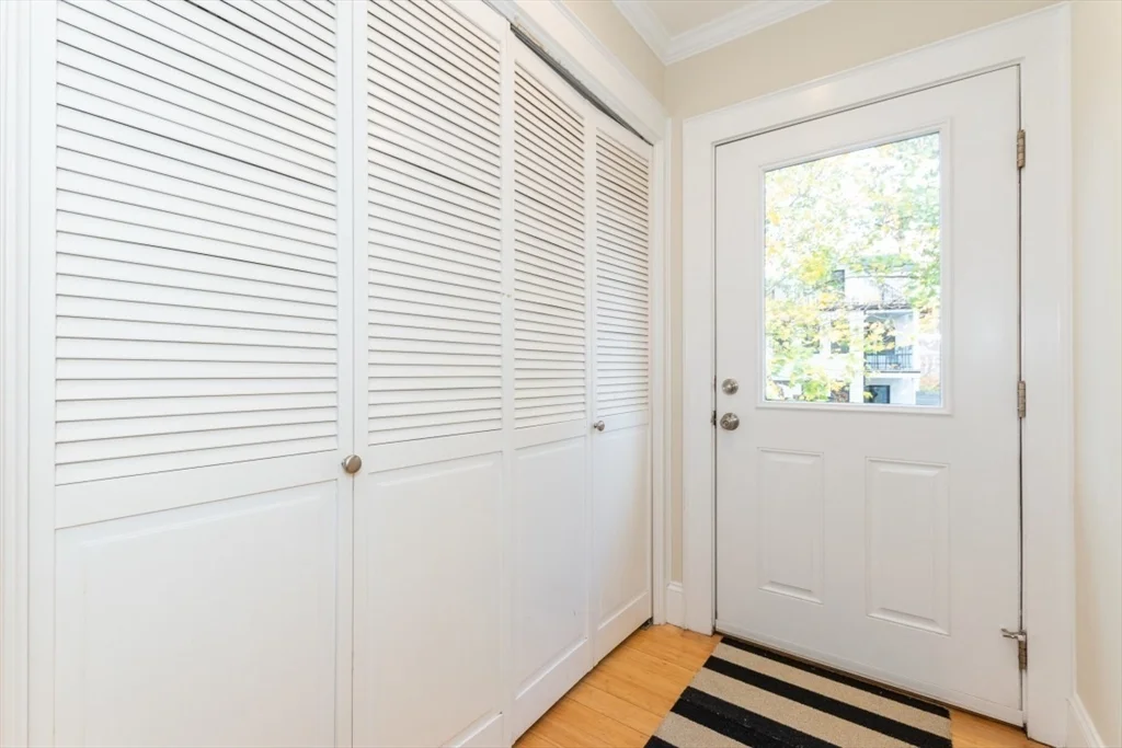 4 bed, 3 bath apartment for rent at 417 Walden St Unit 417, West Cambridge — photo 11 of 19