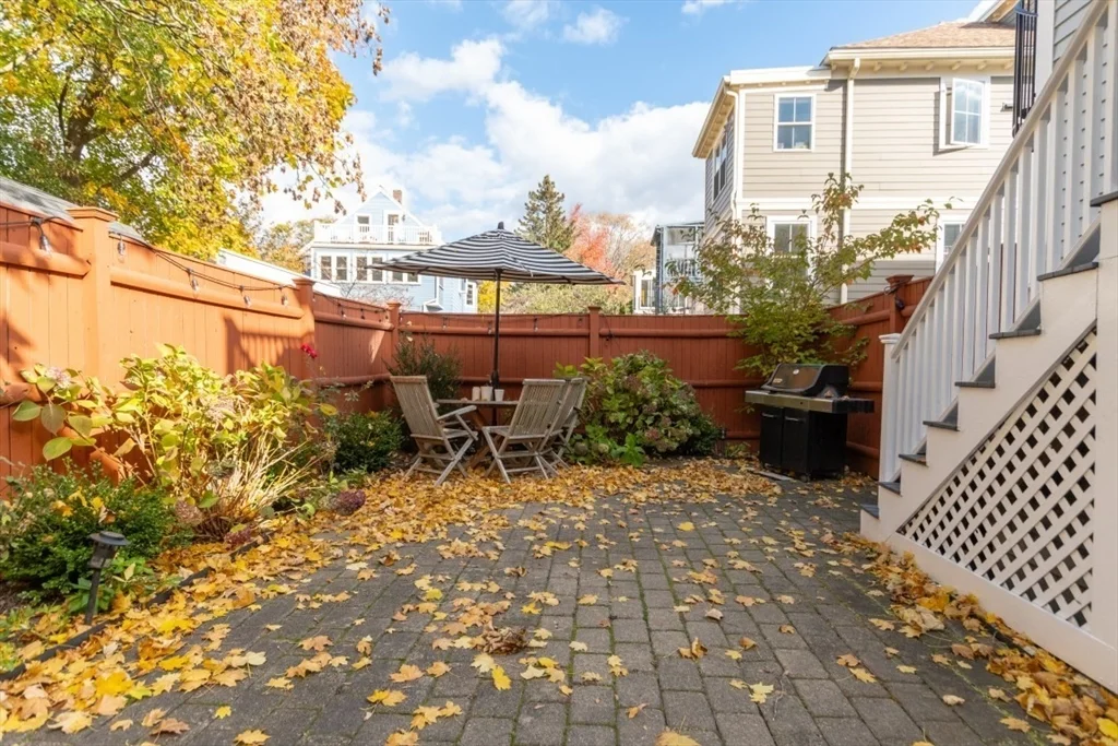 4 bed, 3 bath apartment for rent at 417 Walden St Unit 417, West Cambridge — photo 17 of 19