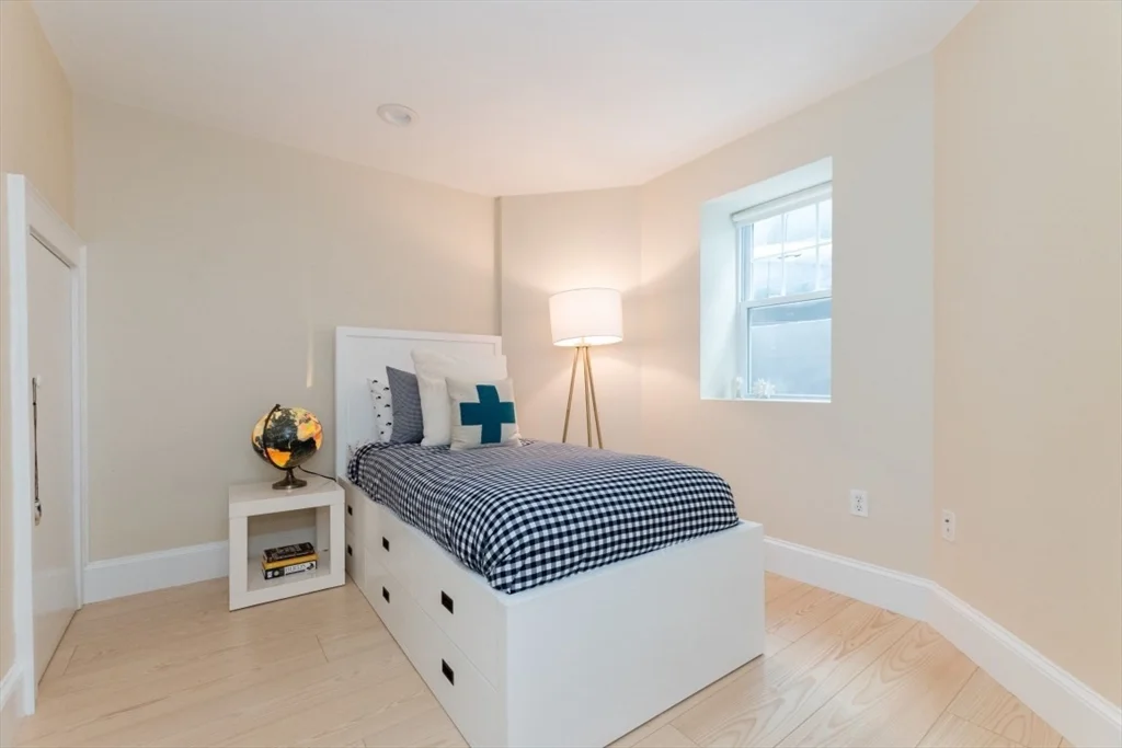 4 bed, 3 bath apartment for rent at 417 Walden St Unit 417, West Cambridge — photo 14 of 19