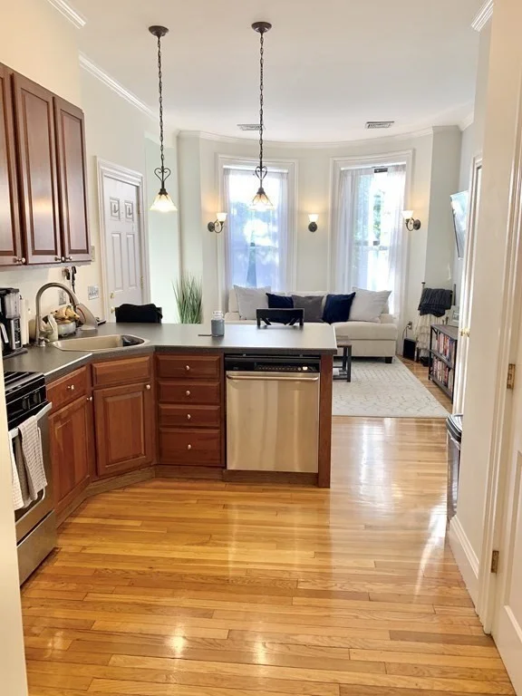 1 bed, 1 bath apartment for rent at 418 Columbus Ave Unit 2, Columbus — photo 5 of 10