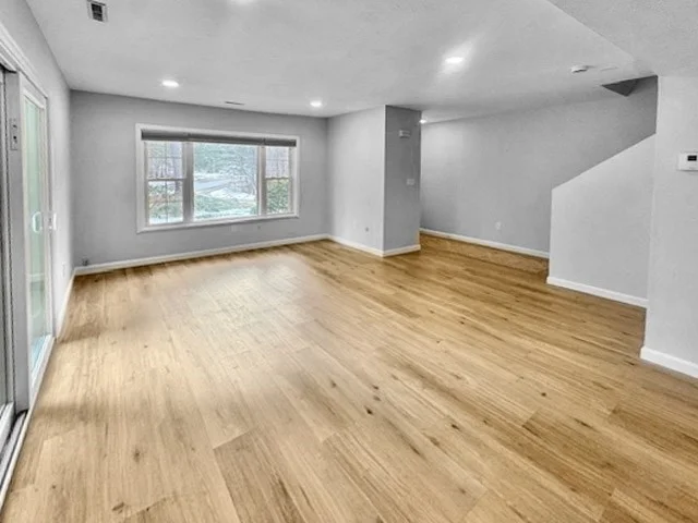 2 bed, 1 bath apartment for rent at 418 Edgebrook Dr Unit 418, Boylston — photo 3 of 21