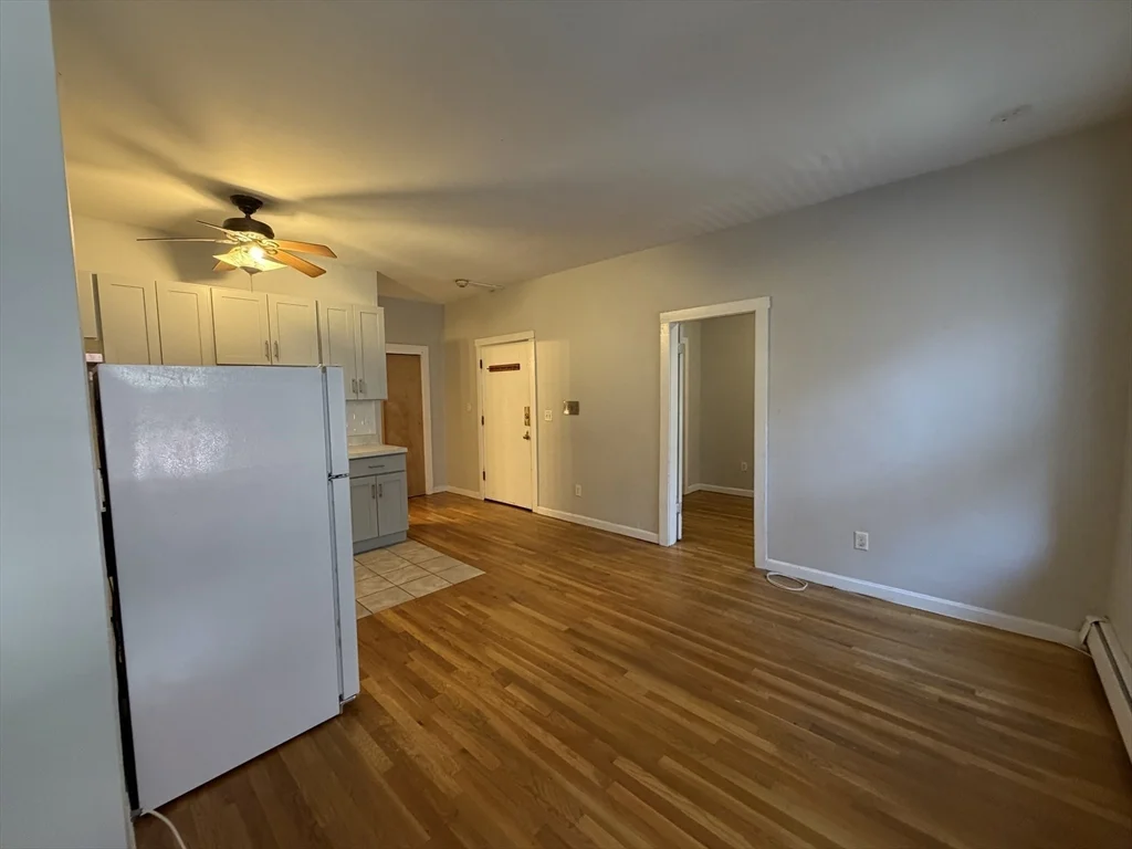 1 bed, 1 bath apartment for rent at 418 Massachusetts Ave Unit 2, South End — photo 11 of 15