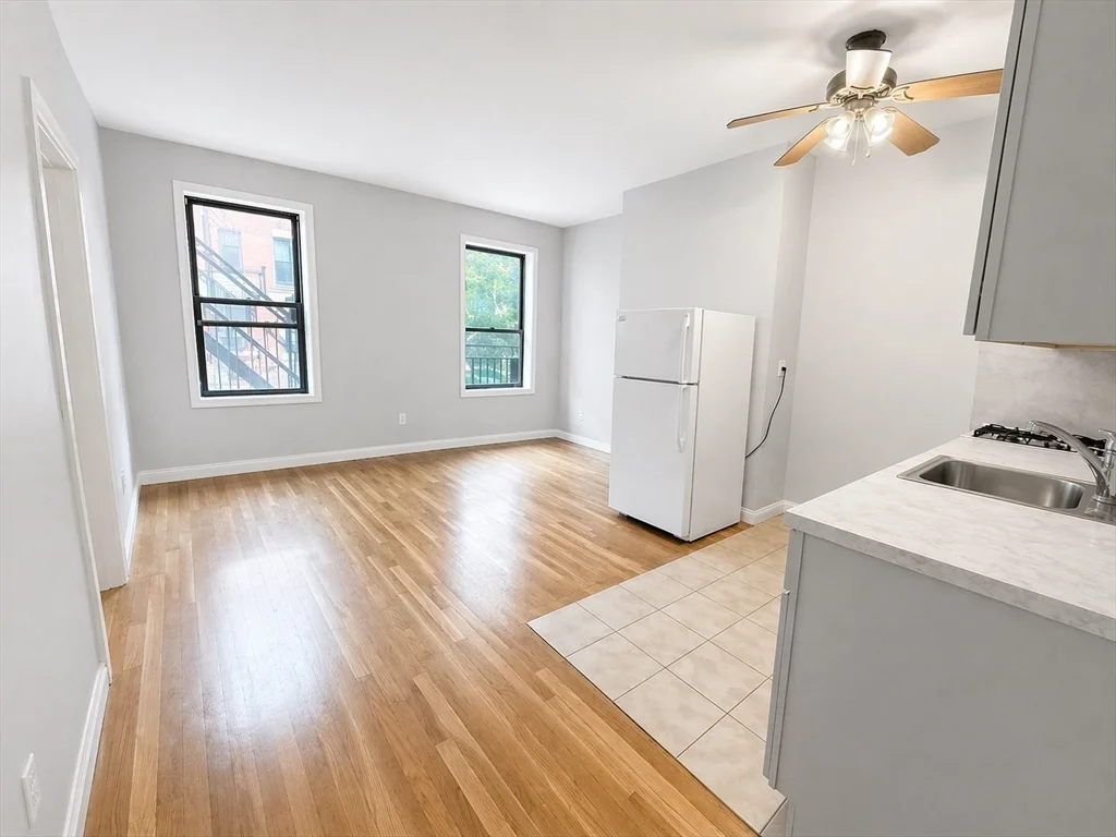 1 bed, 1 bath apartment for rent at 418 Massachusetts Ave Unit 2, South End — photo 3 of 15