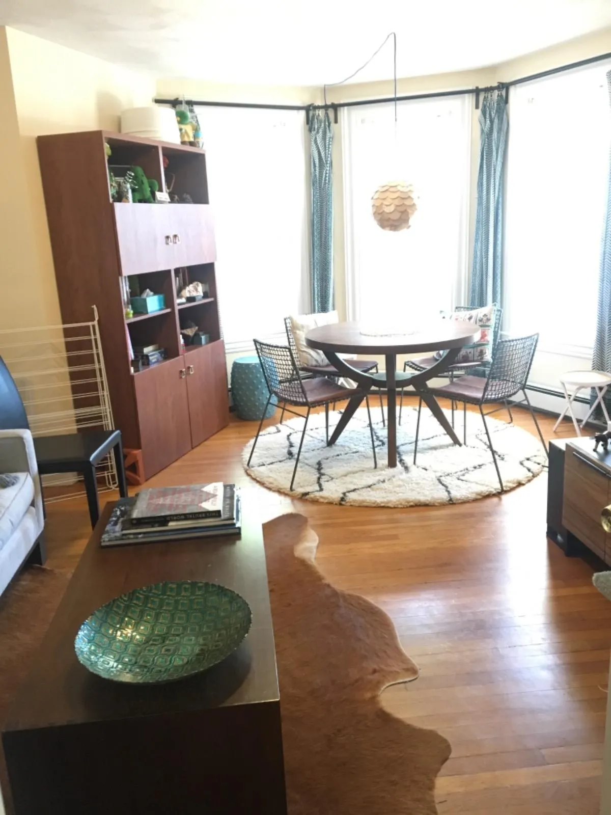 2.5 bed, 1 bath apartment for rent at 418 Medford St Unit 2, Winter Hill — photo 6 of 17