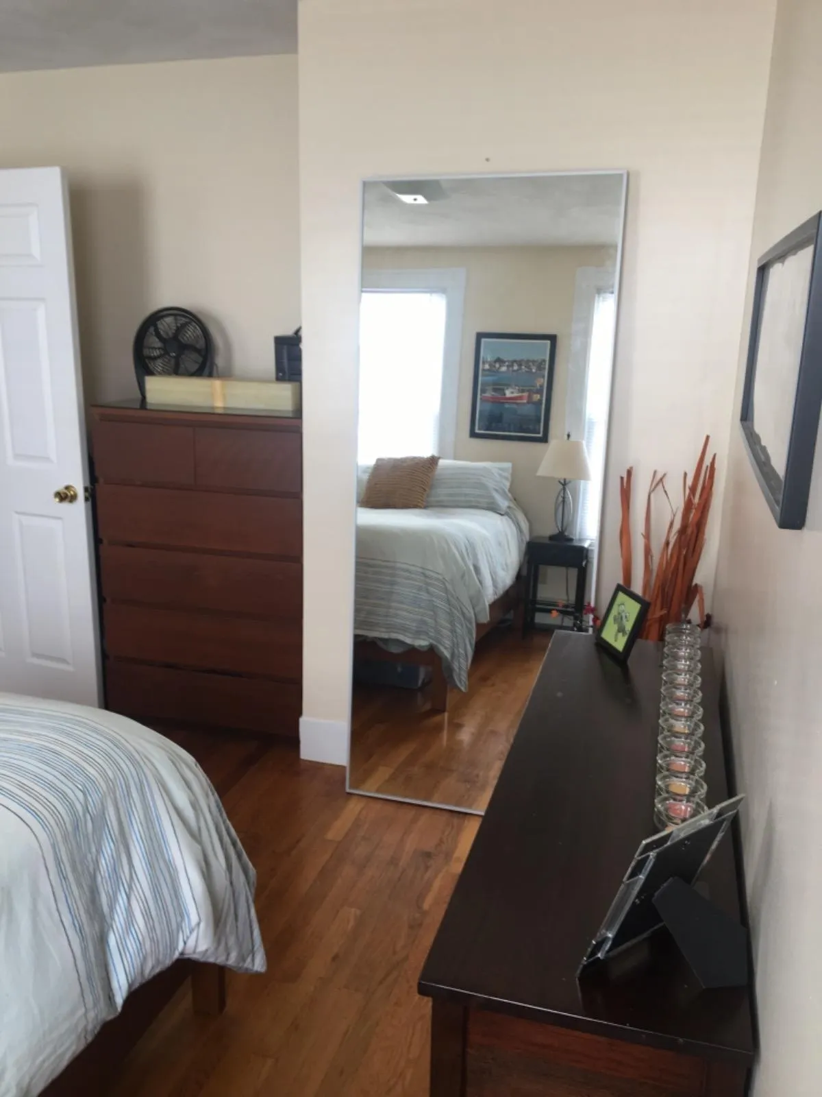 2.5 bed, 1 bath apartment for rent at 418 Medford St Unit 2, Winter Hill — photo 12 of 17