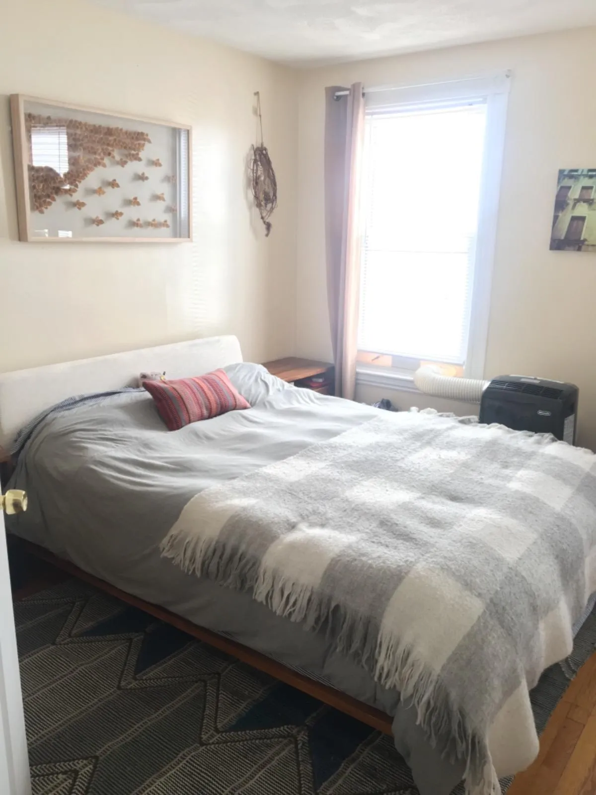 2.5 bed, 1 bath apartment for rent at 418 Medford St Unit 2, Winter Hill — photo 16 of 17