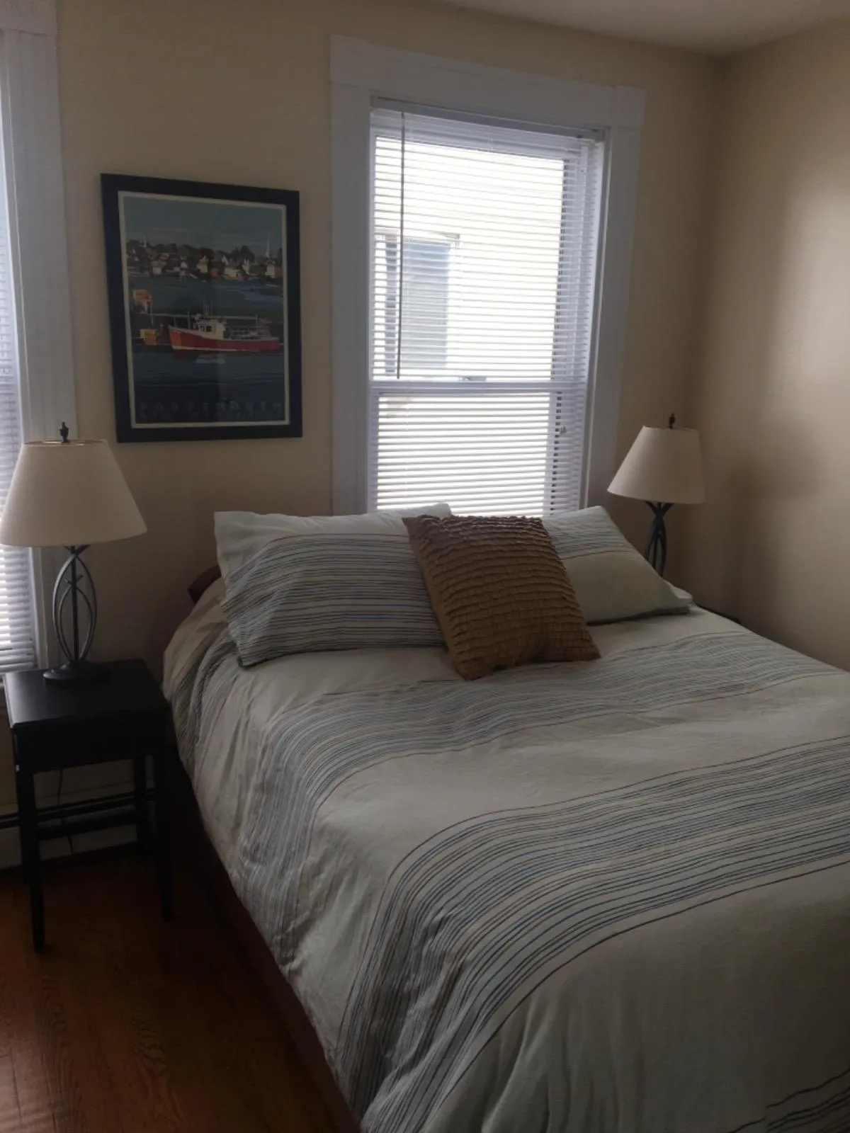 2.5 bed, 1 bath apartment for rent at 418 Medford St Unit 2, Winter Hill — photo 14 of 17