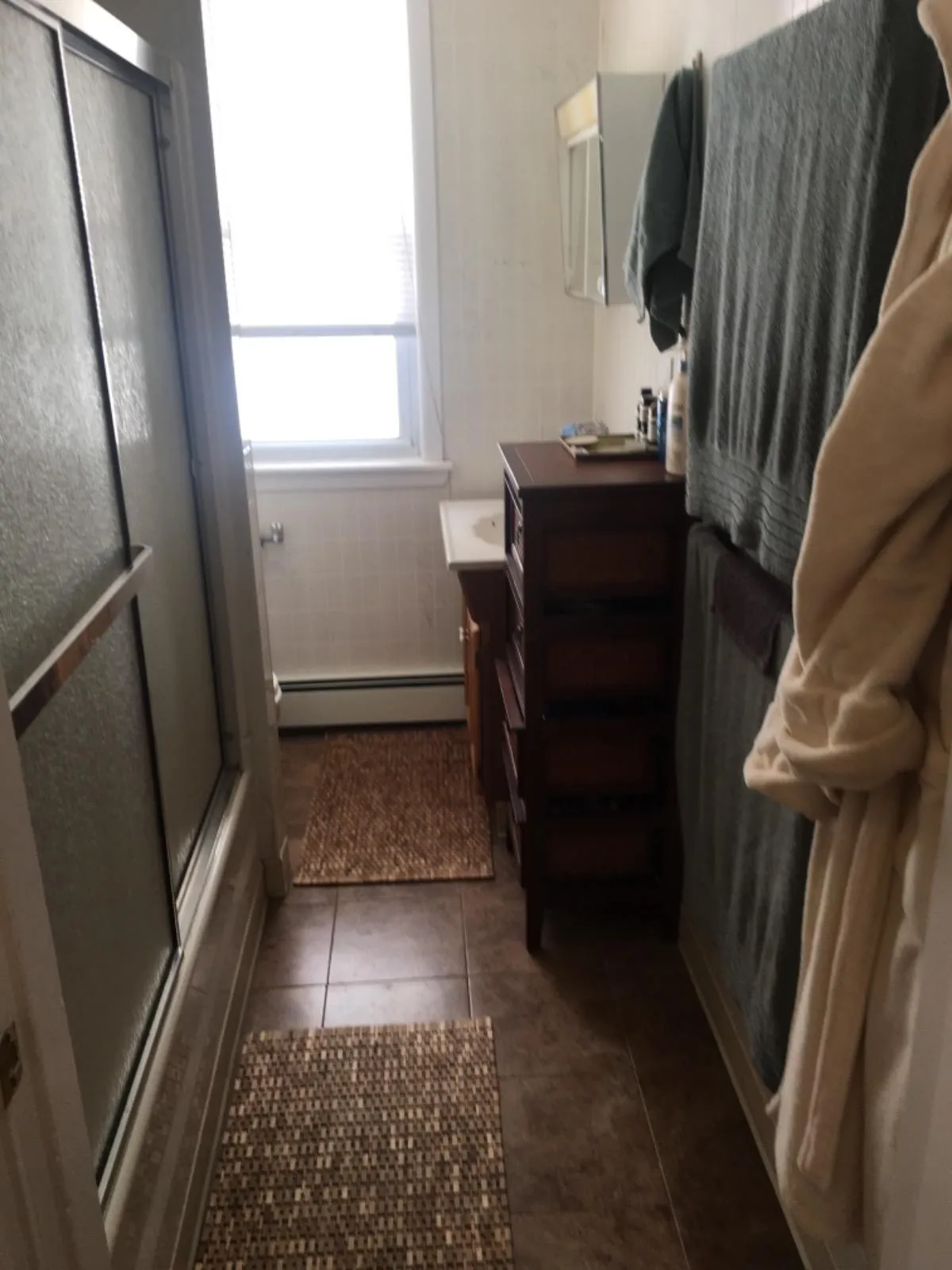 2.5 bed, 1 bath apartment for rent at 418 Medford St Unit 2, Winter Hill — photo 11 of 17