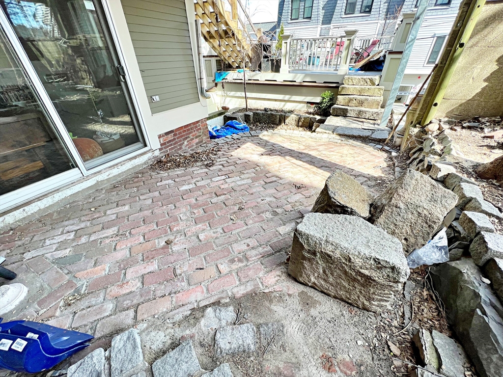 1 bed, 1 bath apartment for rent at 418 Sumner St Unit B, East Boston — photo 11 of 17