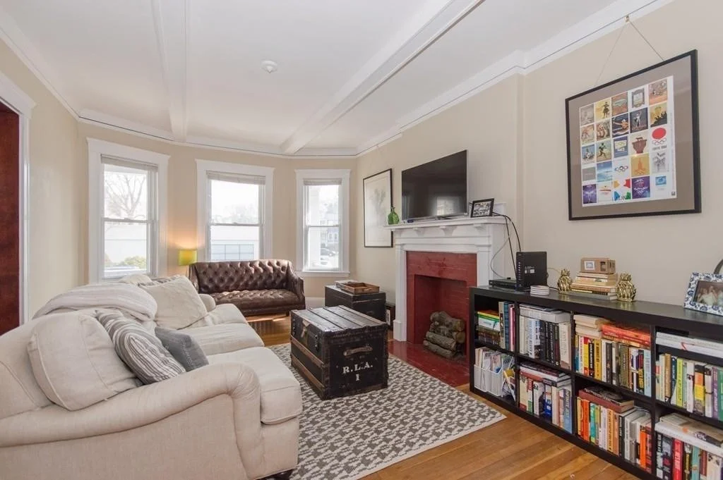 1 bed, 1 bath apartment for rent at 419 S Huntington Ave Unit 1, Jamaica Plain — photo 1 of 14