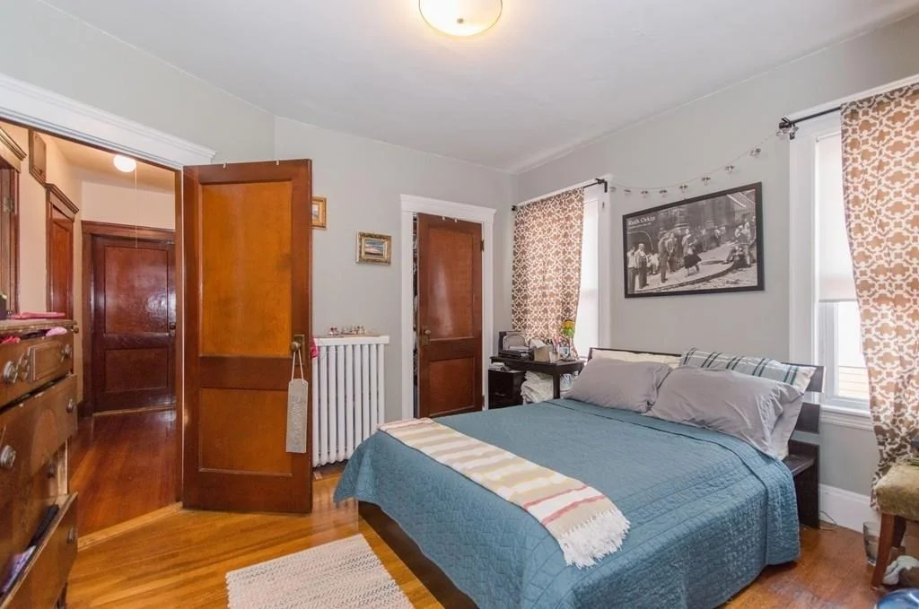 3 bed, 1 bath apartment for rent at 419 South Huntington Ave Unit 2, Jamaica Plain — photo 5 of 7
