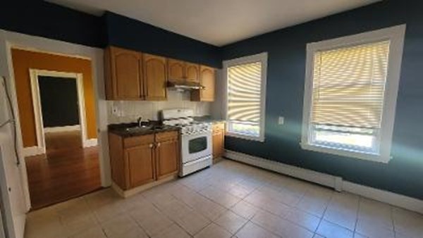 1 bed, 1 bath apartment for rent at 42 Butler Rd Unit 1, Quincy Center — photo 3 of 6