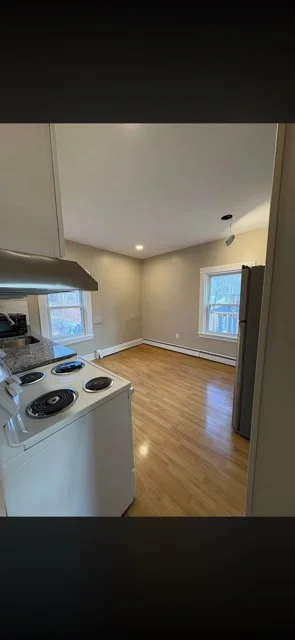 1 bed, 1 bath apartment for rent at 42-44 Cambridge St Unit 3, Ayer — photo 2 of 10