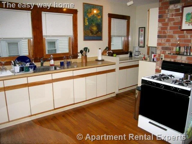 2 bed, 1 bath apartment for rent at 42-44 Garrison Ave Unit 1, Teele Square