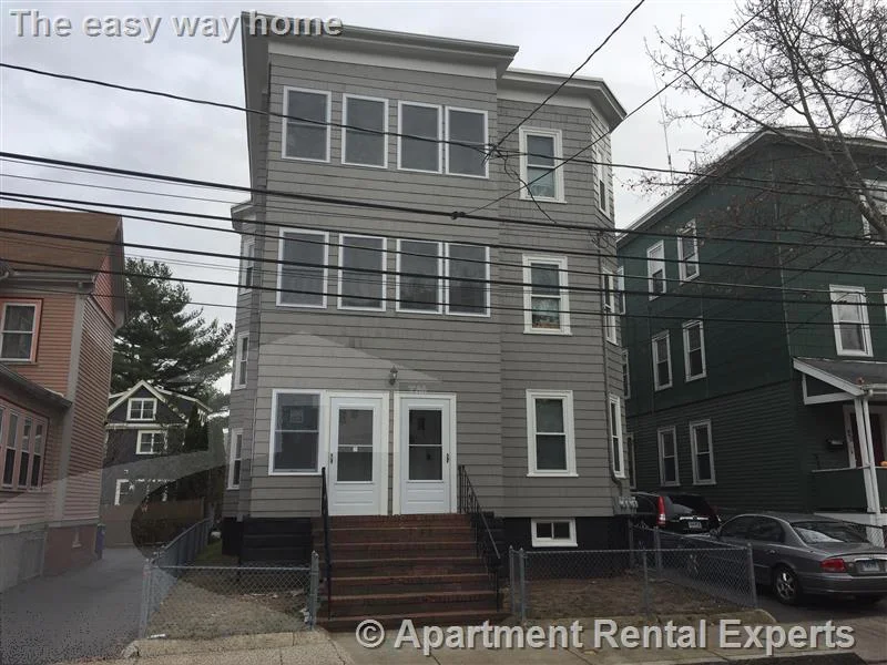 4 bed, 2 bath apartment for rent at 42-44 Gorham St Unit 2, Davis Square — photo 15 of 15