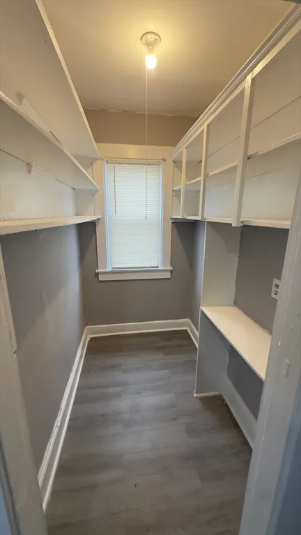 3 bed, 1 bath apartment for rent at 42-44 Narragansett St Unit 1, Springfield — photo 4 of 10