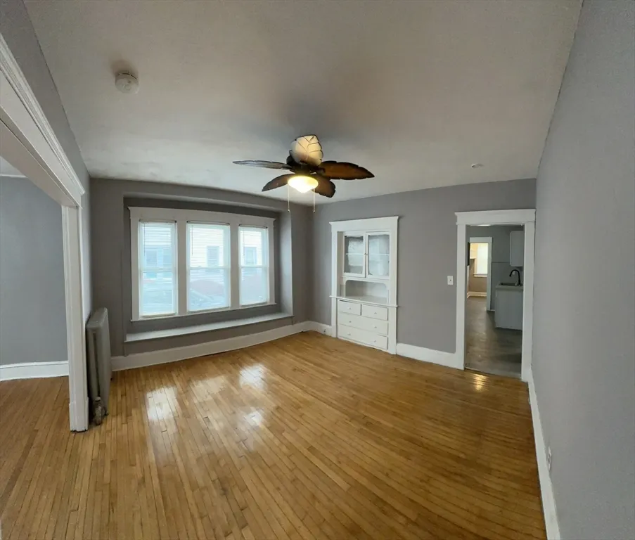 3 bed, 1 bath apartment for rent at 42-44 Narragansett St Unit 1, Springfield — photo 2 of 10