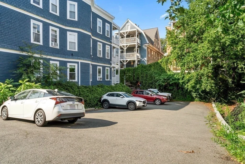 3 bed, 2 bath apartment for rent at 42-44 Woodlawn St Unit 5, Jamaica Plain — photo 27 of 29
